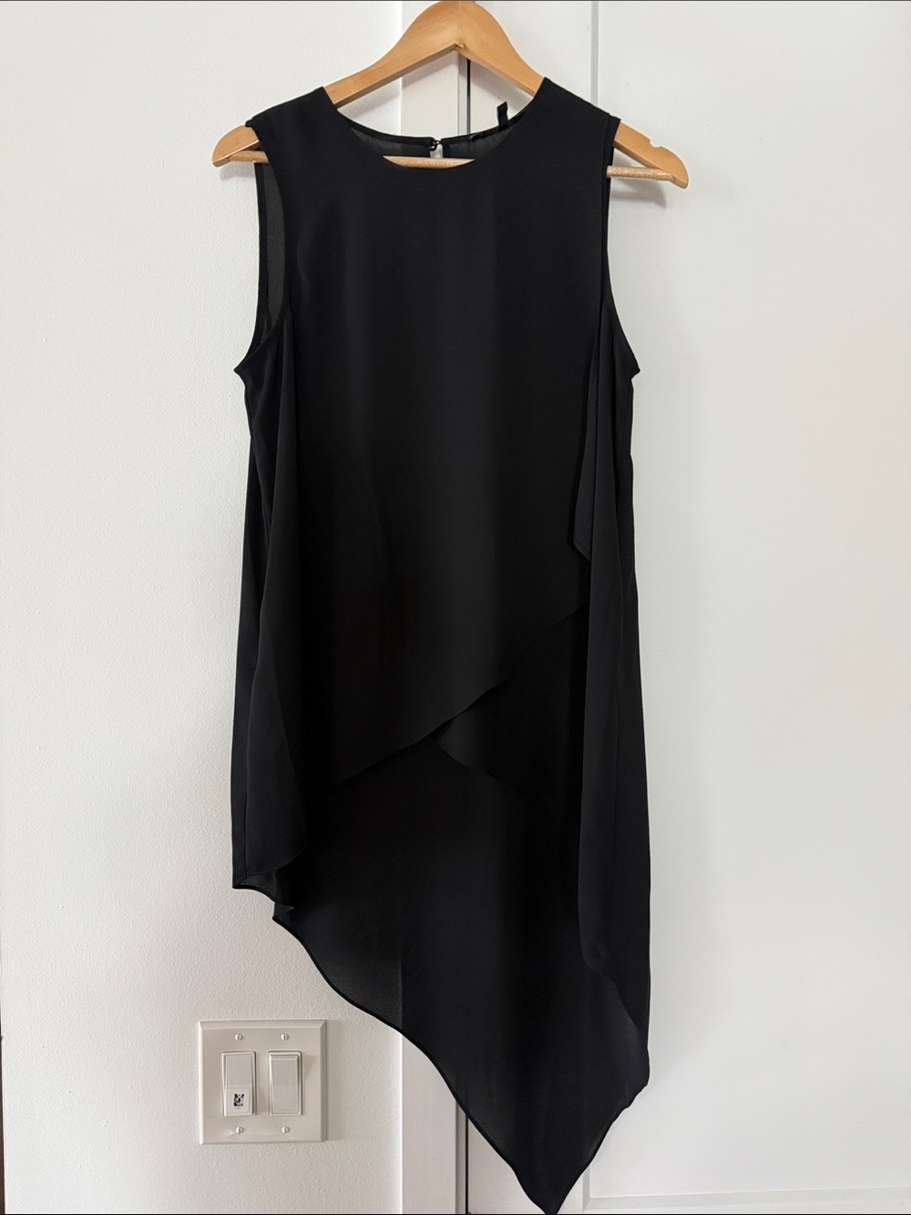 Black Sleeveless Asymmetric Layered Dress